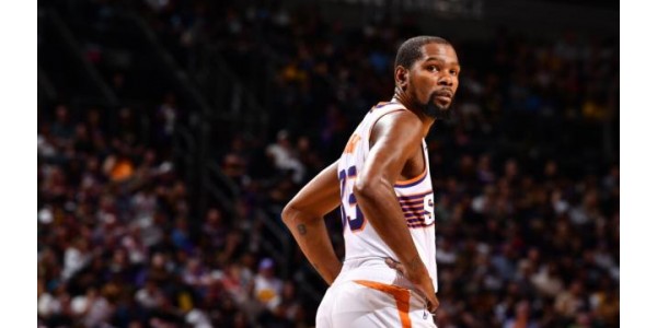 Prosječna minutaža 36-godišnjeg Kevina Duranta je čak 39,3 minute Prosječna minutaža 36-godišnjeg Kevina Duranta je čak 39,3 minute